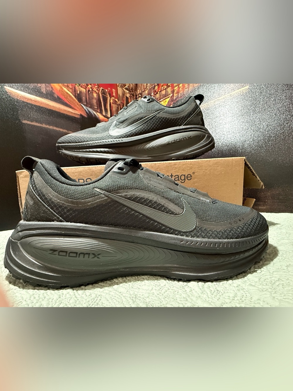 Nike Men's Black ZoomX Vomero 18 Men’s Size 10.5
